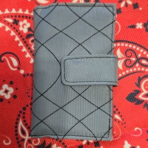 Travelon RFID Gray Quilted Wallet Case with Snap Closure